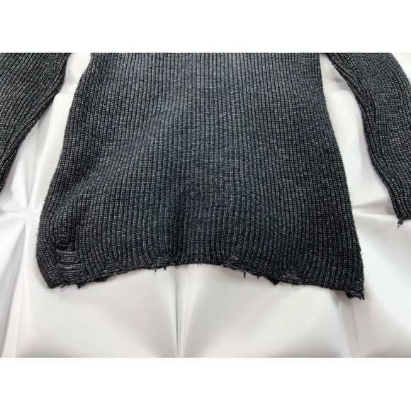 Stitches and Stripes Evereve Womens Sz XS Black Sloane Destructed Tunic Sweater - Picture 5 of 12